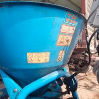 Spandiconcime Gamberini TOP500 con Convogliatore 