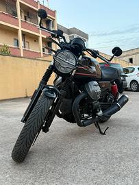 Moto Guzzi v7 850 Special Edition
