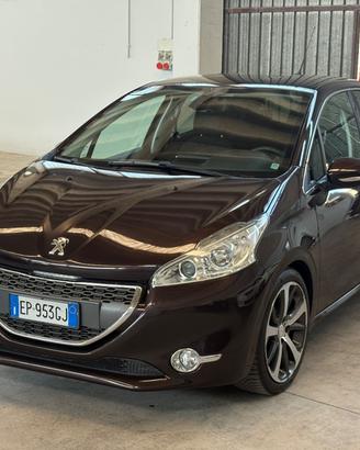 Peugeot 208 1.6 VTi 120 CV 5 porte Allure