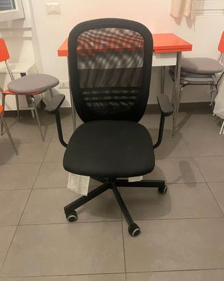Sedia Ikea per ufficio Flintan con braccioli