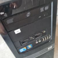PC HP modello Élite con monitor, tastiera e mouse