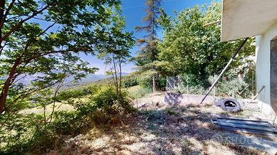 TERRATETTO SU PIU' LIVELLI CON GIARDINO, TAVERNA E