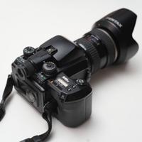 Pentax 645 N con zoom 45-85 f4,5 con magazzino 220