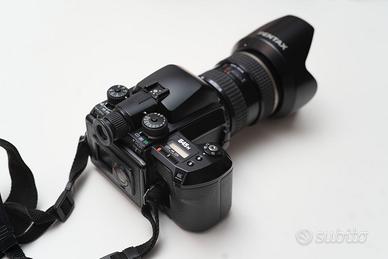 Pentax 645 N con zoom 45-85 f4,5 con magazzino 220
