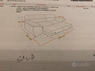 Disponibile divano come nuovo