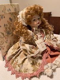 Bambola in porcellana biscuit