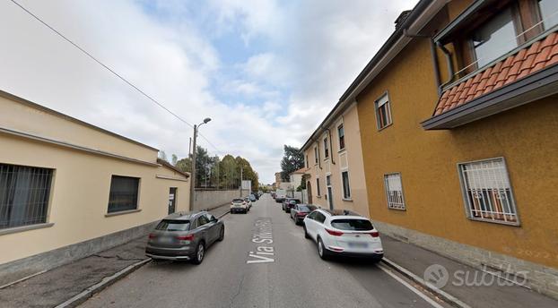 Stanza singola a Monza-400 euro tutto incluso