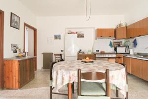 CASA SEMINDIPENDENTE A ISOLA DI CAPO RIZZUTO