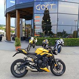 Triumph Street Triple RS