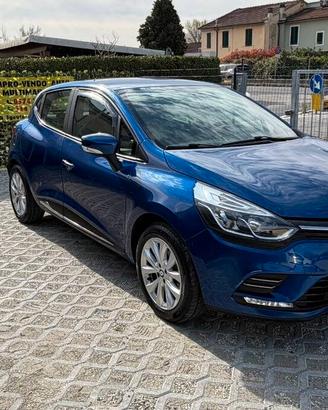 Renault Clio 0.9 tce Moschino Intens Gpl 90cv