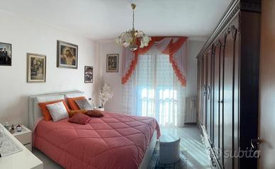 Spazio, luce e tranquillità : la casa a Perignano