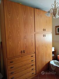 armadi guardaroba e divano letto