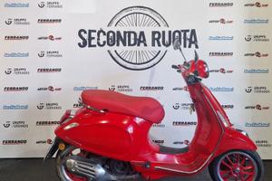Vespa 125 Primavera Red