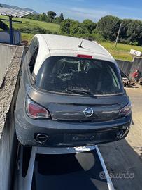 Ricambi portellone porta opel adam