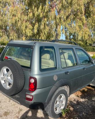 Land rover free lander