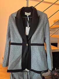 Completo giacca pantaloni con paillettes