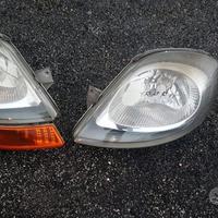 Fari anteriori renault traffic 2002-2006