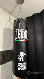 Sacco pugilato/arti marziali Leone 30kg AT840