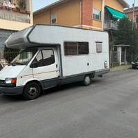 Camper Ford Transit C.I. 2.5cc aspirato (1988)