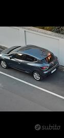 Renault clio  1.5 diesel full optional 
