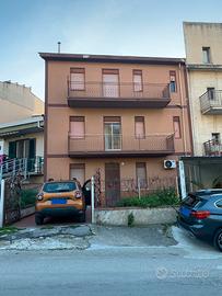 Vendita palazzina indipendente a Corleone