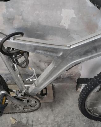 Bici in alluminio