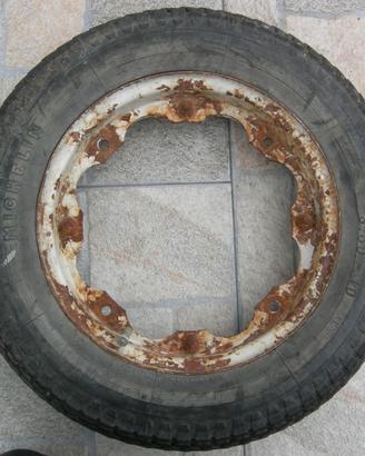 Cerchio e pneumatico per Lambretta 125