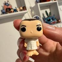 Undici kinder joy stranger things