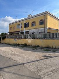 3 LOCALI A ARDEA