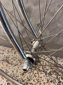 bici con telaio rotto