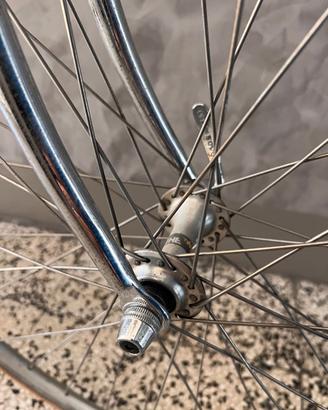 bici con telaio rotto