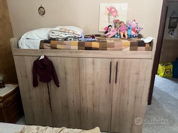 Stanzetta completa di lettino e armadio