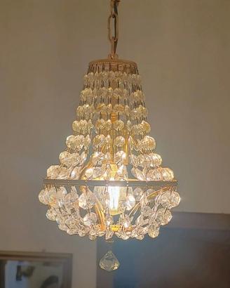 Lampadario vintage a mongolfiera in cristallo