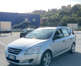 Kia Ceed 1.4Banzina Gpl neopatentati
