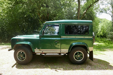 Land Rover Defender 2.5 del 1989