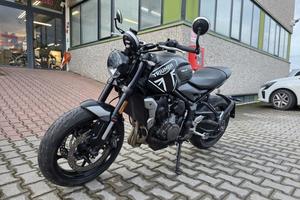 Triumph Trident 660