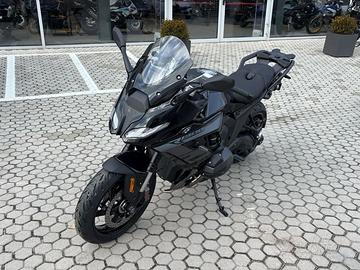 BMW Motorrad R 1300 R R 1300 RS