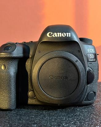 Canon 5D Mark IV