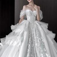 Abito da sposa semplice in stile europeo
