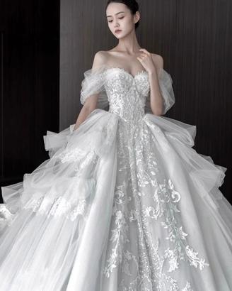 Abito da sposa semplice in stile europeo