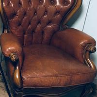 Poltrona  Vintage stile “Chesterfield” italiano