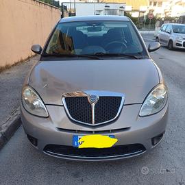 Lancia Ypsilon 1.2 benzina
