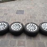 4 cerchi e gomme BMW 