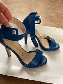 Sandalo vera pelle color bluette