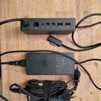 Microsoft Sur face Pro - docking e alimentatore