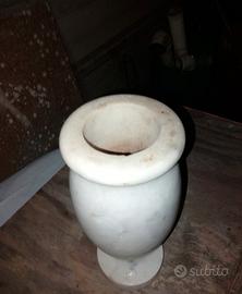 VASO IN MARMO BIANCO