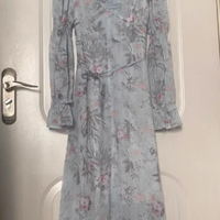 Abito blu in chiffon floreale