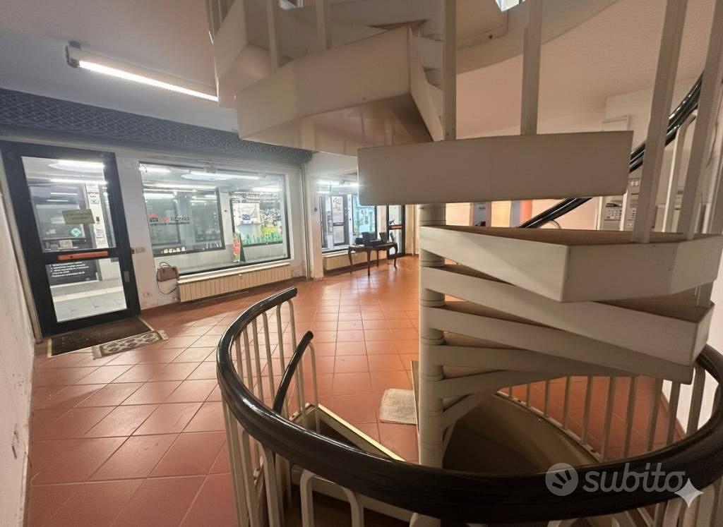 Immobile di 155 m² con 5 locali a Arese - Vista 4