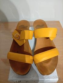 6 paia di sandali della Scholl 