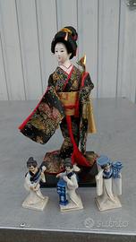 BAMBOLA GIAPPONESE IN CERAMICA 